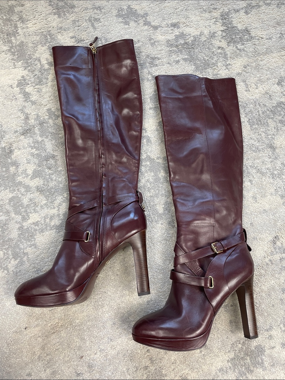 Vince Camuto Signature Fabina Dark Burgundy Purple Leather Heeled Boots 9.5 - Picture 3 of 16